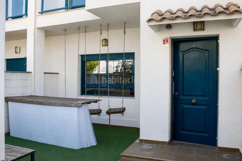 Foto 5cd5f78e-8597-48d5-a221-f634cf46e94c. Casa adossada amb piscina a Benipeixcar - El Raval Gandia