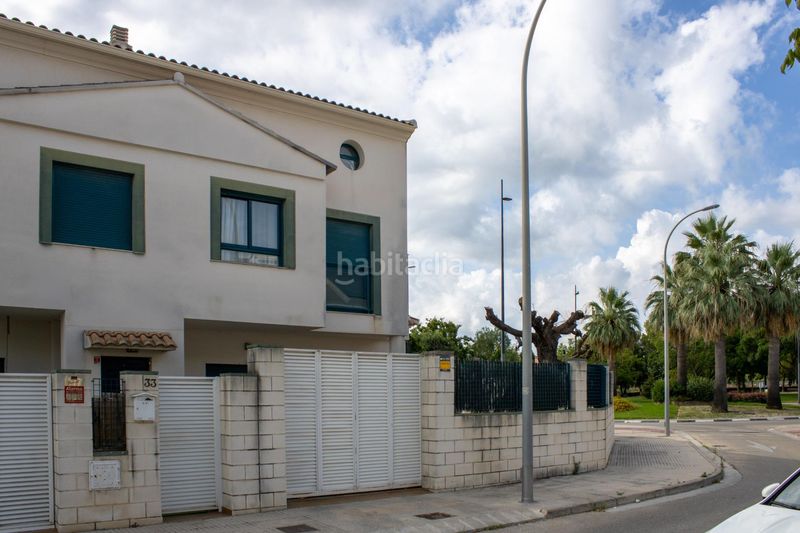 Foto a38ab9f6-bd04-4412-abd6-b220833627e6. Casa adossada amb piscina a Benipeixcar - El Raval Gandia