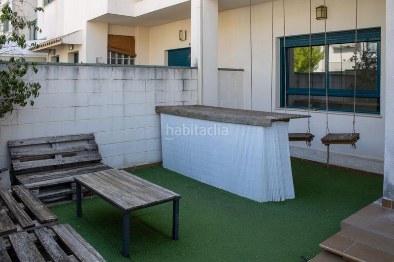 Foto d9431892-b6b6-4b2a-92e5-78a87f90b12e. Casa adossada amb piscina a Benipeixcar - El Raval Gandia