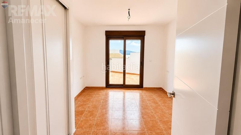 Foto 0a30003e-97b7-4d5a-8589-eae33fb69499. Casa aparellada amb calefacció aparcament a Relleu