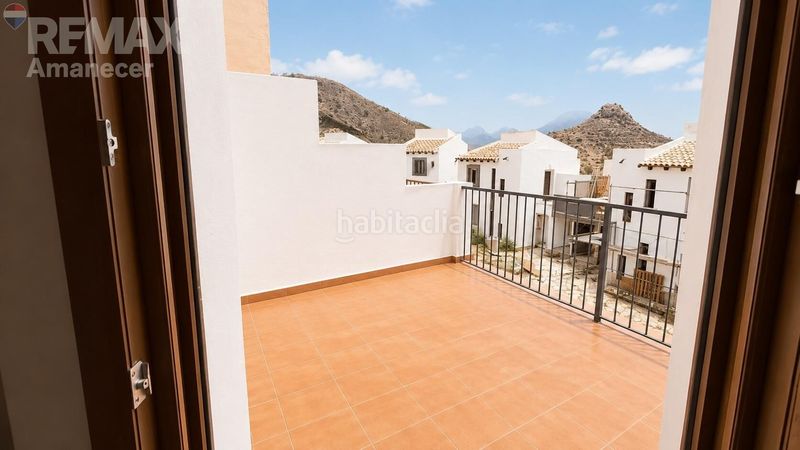 Foto 24c57c25-ad4c-4668-9452-7a8b9df61551. Casa aparellada amb calefacció aparcament a Relleu