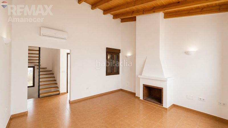 Foto db241983-6b09-4606-be57-a1c264eecdf7. Casa aparellada amb calefacció aparcament a Relleu