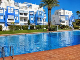 Apartament  Calle ocea antartic. Tu refugio en dénia, a solo 40 metros de la playa