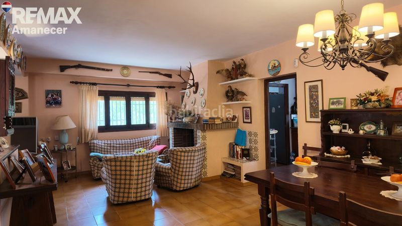 Foto eb4b6a9a-2443-4ffb-94f2-68ab0bb6df50. Casa amb aparcament piscina a Banyeres de Mariola