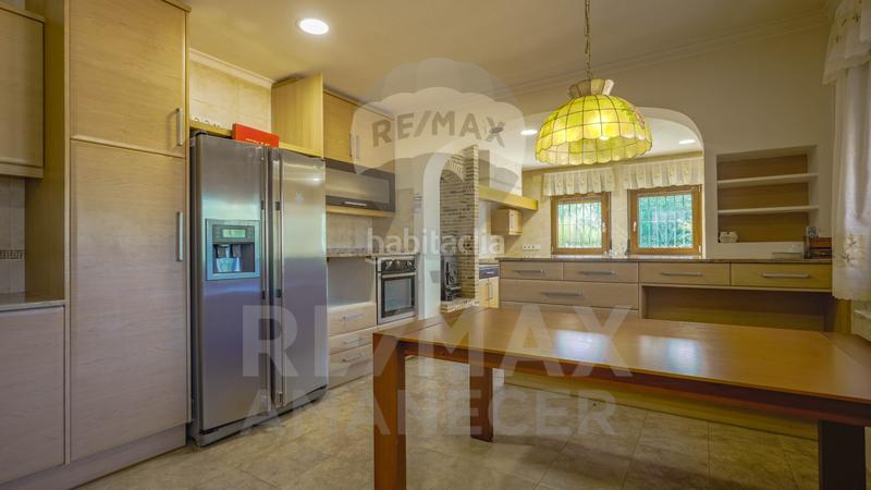 Foto 71f366a0-e8af-4bbe-bee0-69b40957dc9a. Maison avec chauffage parking piscine dans Pedreguer