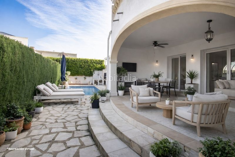 Foto 81a5844f-5e61-437e-b36b-1d9f7d8fa507. Casa amb aparcament piscina a El Montgó Dénia