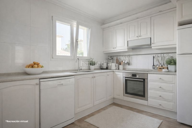 Foto d73b5add-47ee-4154-8f50-d7f59f1d6392. Casa amb aparcament piscina a El Montgó Dénia