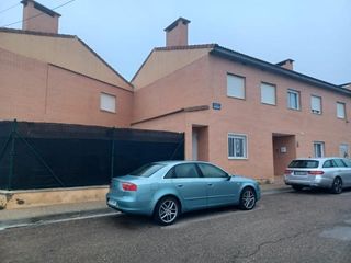 Chalet  Calle hispanidad. Venta de chalet en osera