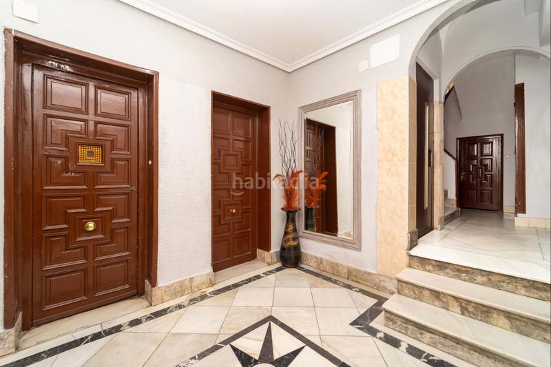 Foto b93a95ca-8d68-47ff-ad73-be3667e75986. Piso oportunidad de inversión en calle montera!sarago servicios inmobiliarios presenta este piso exterior a la calle montera, a escasos en Madrid