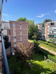 Appartement  Calle serradilla. Nuda propiedad a la venta en el barrio de las guilas. piso en 4