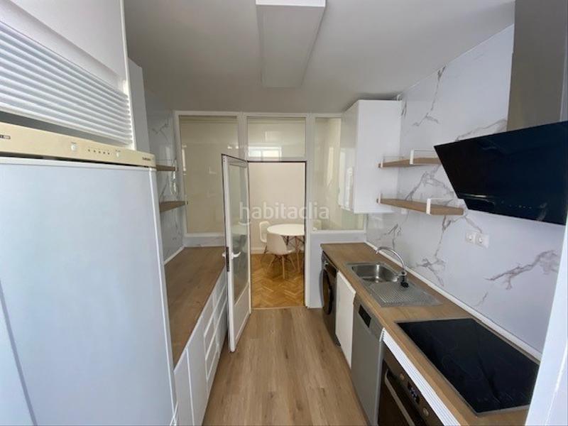 Foto cf090a92-f464-48ac-9141-6196d13fd1b7. Alquiler estudio sarago servicios inmobiliarios presenta este acogedor estudio en alquiler , en una de las mejores zonas del barrio de salamanca ju en Madrid