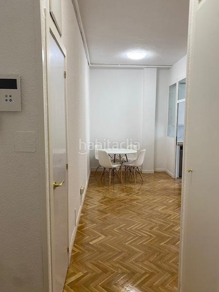Foto d90a92e8-a333-4dc7-a5a2-cc44cdafa612. Alquiler estudio sarago servicios inmobiliarios presenta este acogedor estudio en alquiler , en una de las mejores zonas del barrio de salamanca ju en Madrid