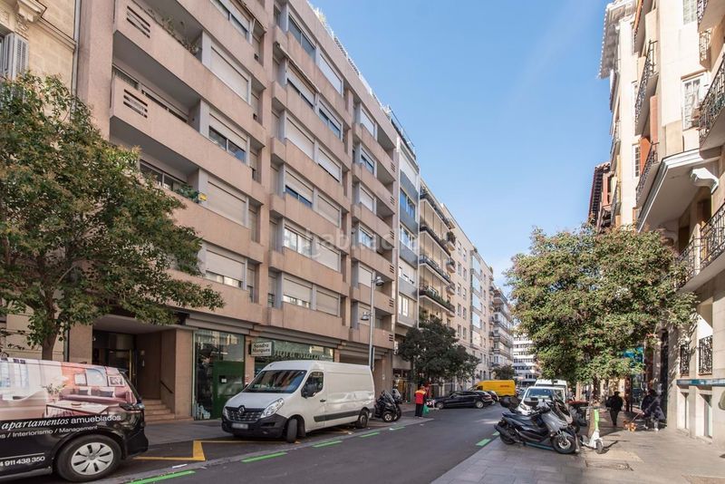 Foto 1ef184bf-b0d5-4869-ad14-92678f07d6d4. Lloguer pis amb aparcament a Recoletos Madrid