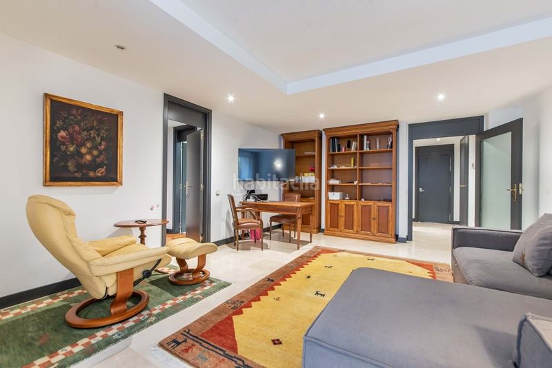 Foto 26125520-8b8d-4a18-8d4b-be74aa90c5c3. Lloguer pis amb aparcament a Recoletos Madrid