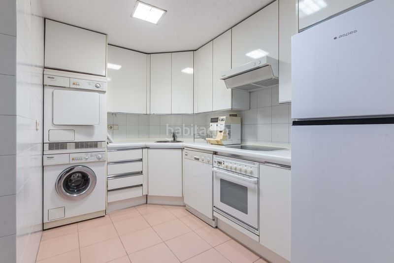 Foto 7a90640f-6600-4a88-bb39-90eff895e711. Lloguer pis amb aparcament a Recoletos Madrid