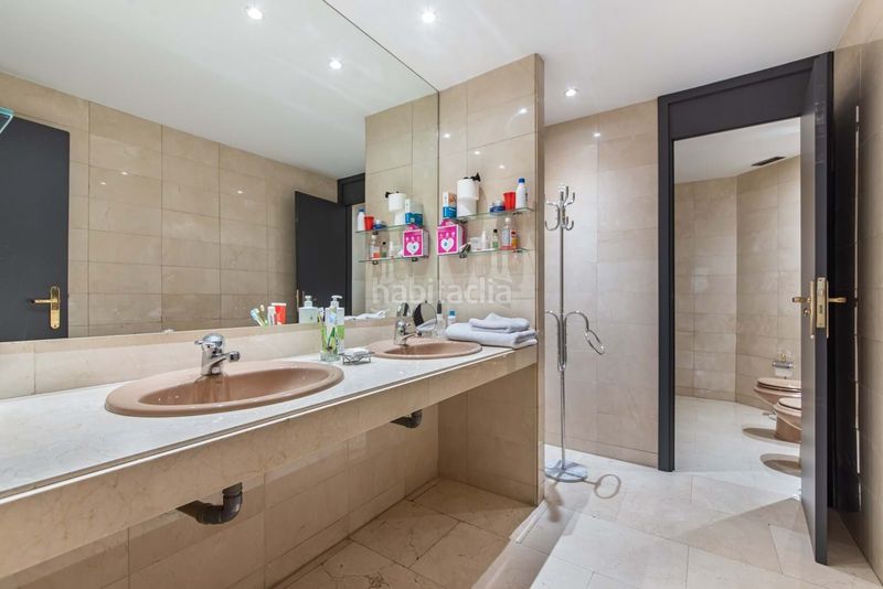 Foto a86bf2c3-1649-4ba1-b505-9237254fac65. Lloguer pis amb aparcament a Recoletos Madrid