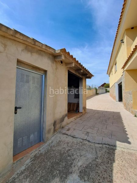 Foto 0ced2e1e-7818-49a3-857f-adc21d8b0ca6. Chalet en Montroi / Montroy