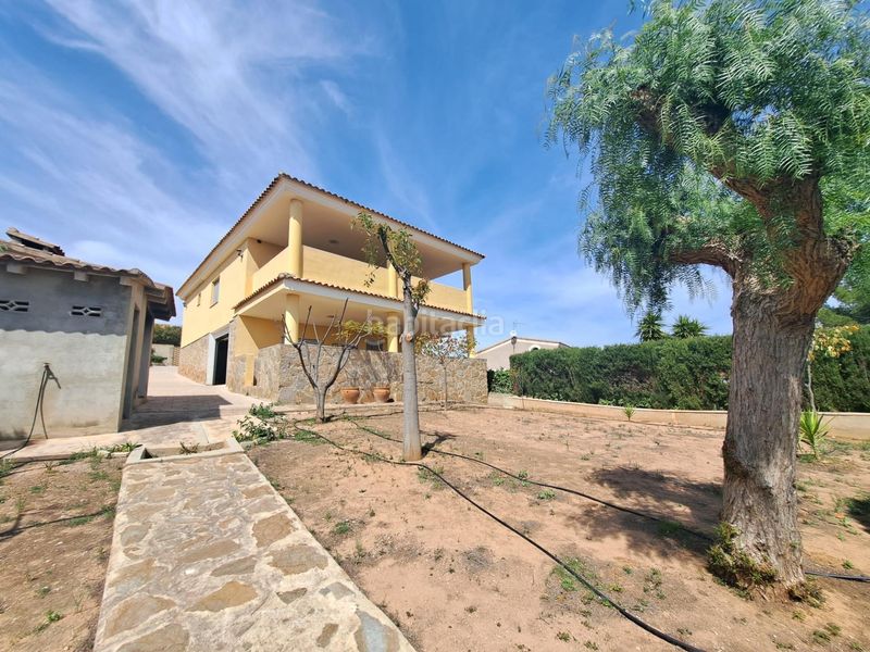 Foto 33606cb6-dcf7-4eb1-acee-81920b8cafa8. Chalet en Montroi / Montroy