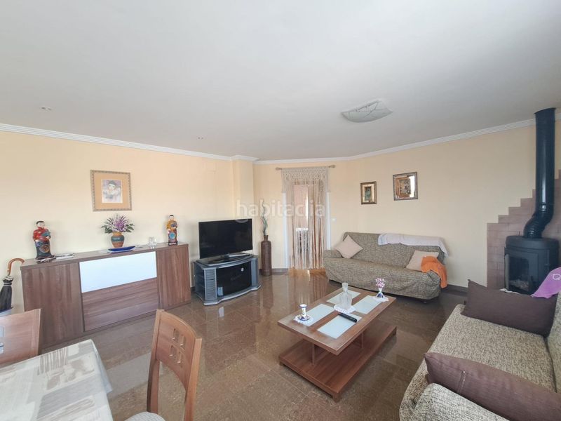 Foto 5d54ee1c-e4ff-4162-bc25-a42a23205122. Chalet en Montroi / Montroy