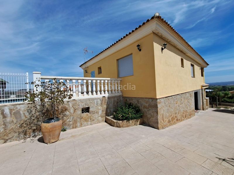 Foto 84e2cac0-4793-4318-a471-8b1da5be14b1. Chalet en Montroi / Montroy