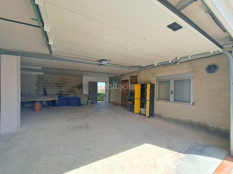 Foto e1b06f7e-b502-4c44-b567-d216bb737602. Chalet en Montroi / Montroy