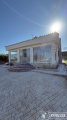 Chalet in Monserrat