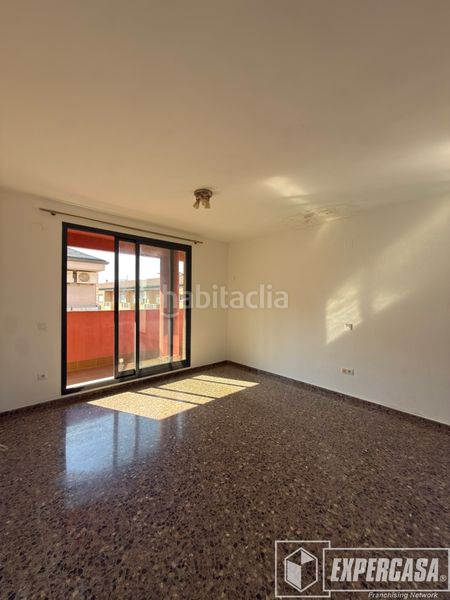 Foto 84496a07-4484-4e01-95f5-be8056391ce1. Àtic amb aparcament a Alginet