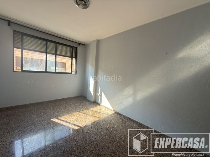 Foto b438ca87-1490-4227-8f2a-810f02f24be4. Àtic amb aparcament a Alginet