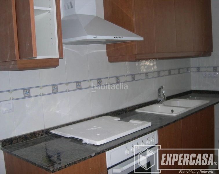 Foto c21304db-bd80-4090-8751-8c322d50e907. Àtic amb aparcament a Alginet