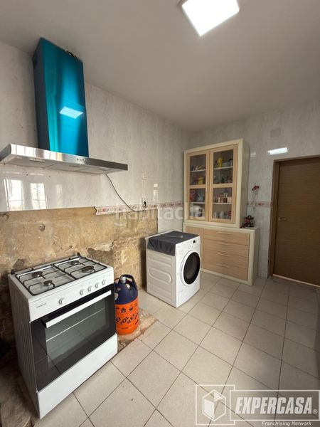 Foto 368a4884-2b8d-45b3-85f7-f92e4eb99ae9. Casa adossada a Picassent