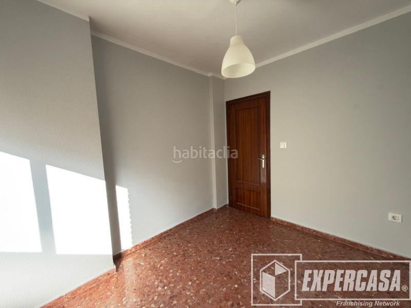 Foto a861c913-9f0a-41f1-8a8c-bd28624fdfb6. Lloguer pis a Picassent