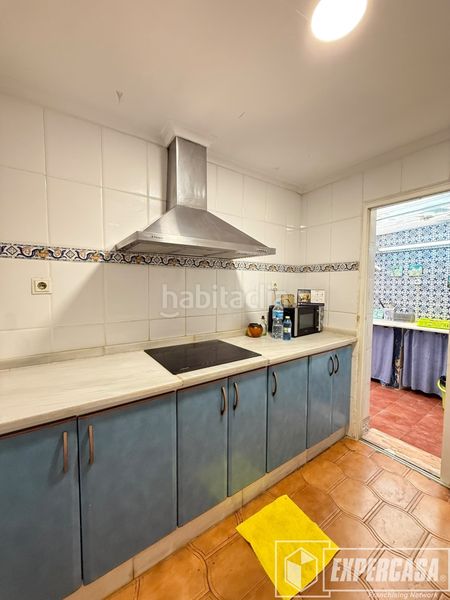 Foto f298b39b-0976-436f-81a1-161287d3cbf3. Local comercial en Picassent
