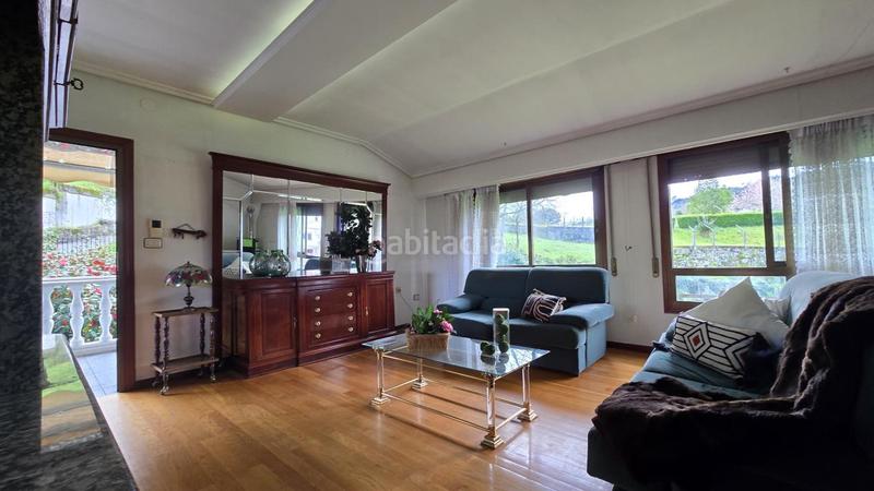 Foto 9cba9f49-58de-40ef-b148-726a96dcaa4d. Chalet mit heizung parking pool in Vistahermosa Ourense