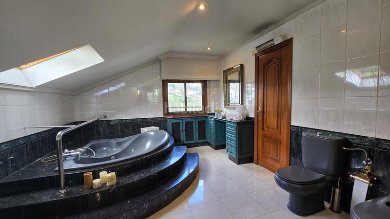 Foto 9f409811-ce80-4d10-a3bc-3c5cc8561f55. Chalet avec chauffage parking piscine dans Vistahermosa Ourense