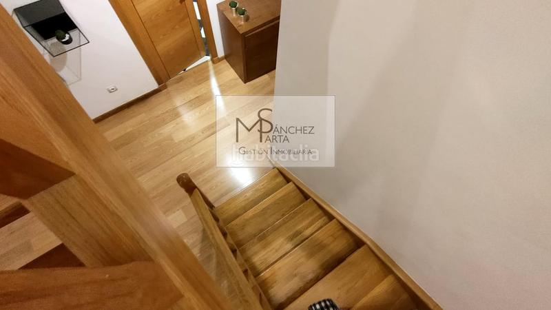 Foto 1a6048b8-b6b0-4d72-847b-3a7733091f19. Alquiler dúplex en Centro Ourense