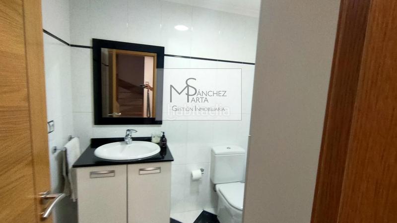 Foto 94ecbd7f-345f-4f33-a3bd-bdd8543777c0. Alquiler dúplex en Centro Ourense