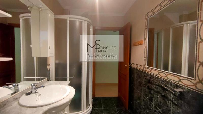 Foto 0da2592e-b42b-4777-b4c0-86cb7bbd330b. Piso en Centro Ourense