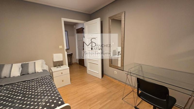Foto 25b3b524-6d2f-45ab-9384-9a6170891a3e. Piso en Centro Ourense