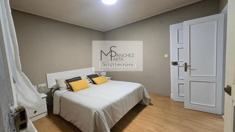 Foto 745080b1-4e16-4076-ae93-b73366be7060. Piso en Centro Ourense