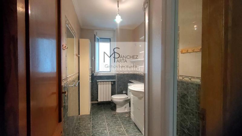 Foto d89de1fc-f95a-41f1-bb0e-57d6af26de84. Piso en Centro Ourense