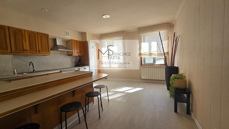 Foto e335c356-901f-4644-ba78-a5184cff1cc5. Piso en Centro Ourense
