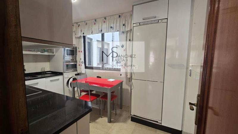 Foto af35c570-90e0-4565-9e09-38e3dad7b164. Rent flat with heating in Couto Ourense
