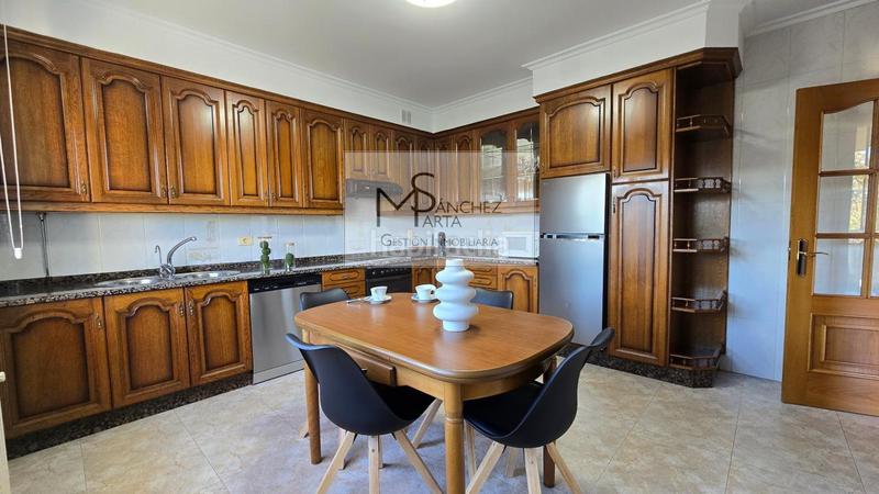 Foto 384c58d1-cb92-43bf-a01b-4499d01383ce. Chalet avec chauffage parking piscine dans Comesaña - Matamá Vigo