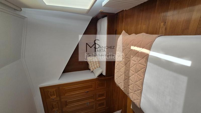 Foto ad5ec14b-699b-4faf-9e77-b7887c8d9cee. Chalet avec chauffage parking piscine dans Comesaña - Matamá Vigo