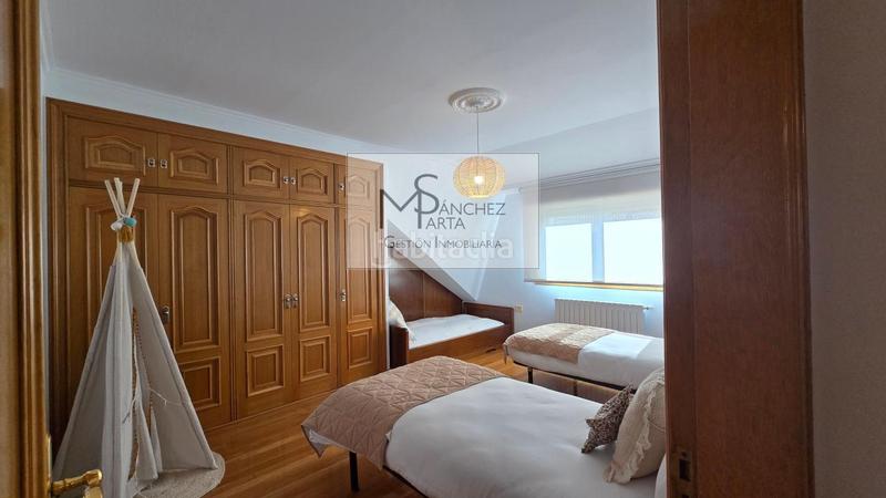 Foto b0f8f242-a943-42a3-9a38-7612607ef31e. Chalet avec chauffage parking piscine dans Comesaña - Matamá Vigo