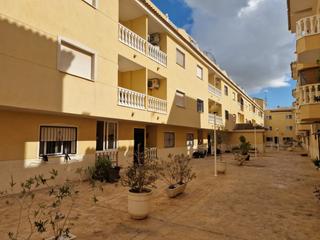Appartement à Formentera del Segura. Apartamento en venta en urbanizaciones, 2 dormitorios.