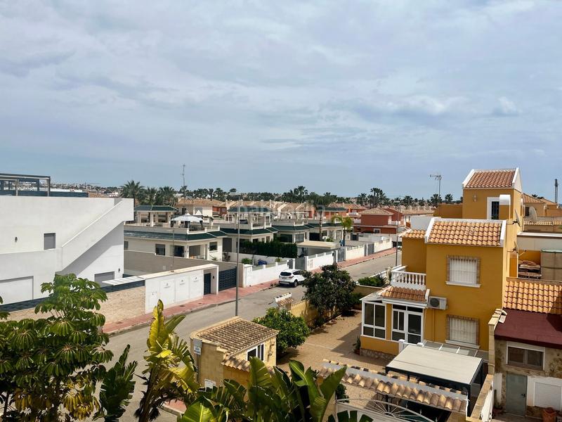 Foto 457c0b8b-0460-4b0f-860e-3586fa5ea4da. Chalet  en venta en ciudad quesada lo marabú, 6 dormitorios. en Rojales