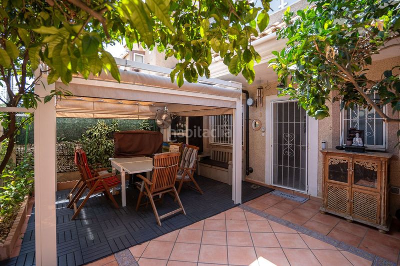 Foto 4705f62f-b774-45b0-95df-a98bcd747611. Casa adossada amb calefacció piscina a Aguas Nuevas Torrevieja