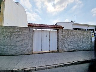 Terreno residenziale en Formentera del Segura. Parc.urbana en venta en centro.
