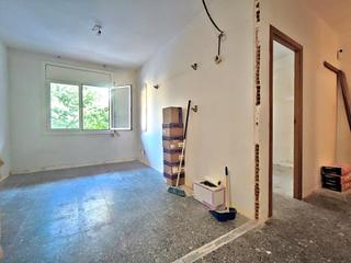Appartement  Carrer nou de la rambla. Se vende piso totalmente reformado!!